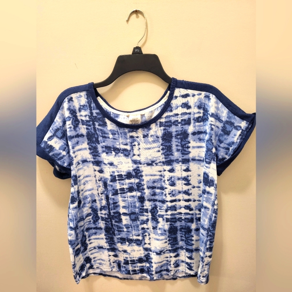 Lucky Brand Women's Medium Blue White Short Rolled Sleeved Boho Relaxed Fit Top